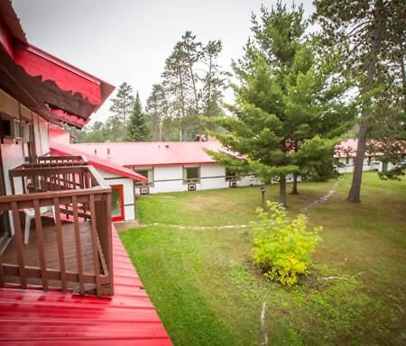 Northern Pine Inn Hayward Luaran gambar